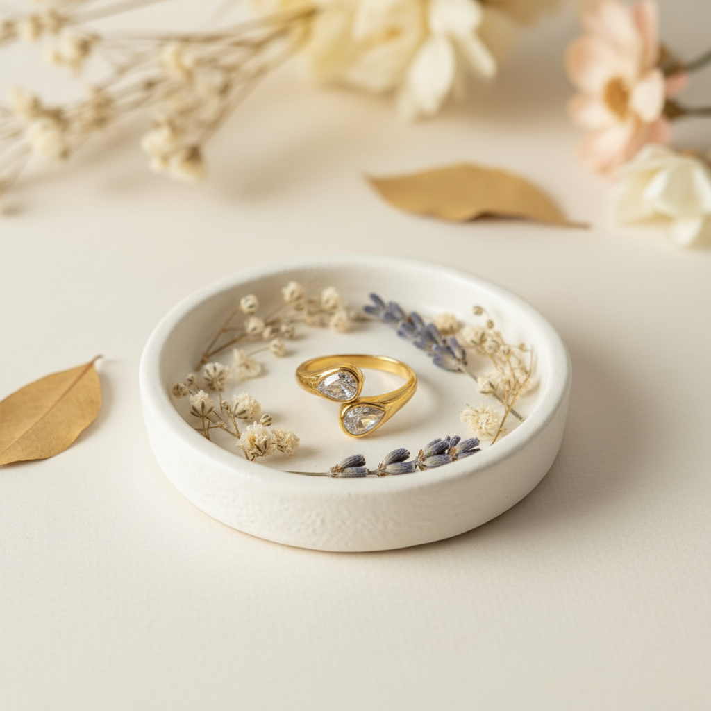 Ring styled flat lay